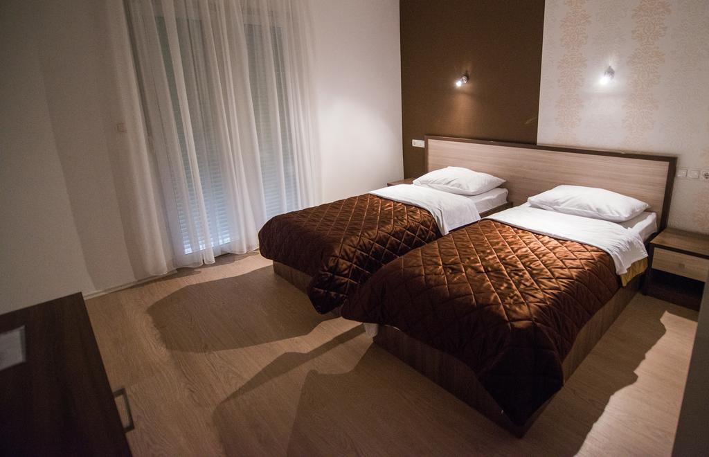 Hotel Lux Medugorje Ruang foto