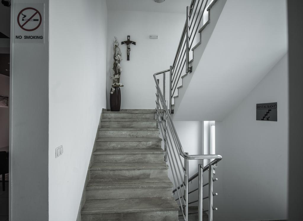 Hotel Lux Medugorje Bagian luar foto