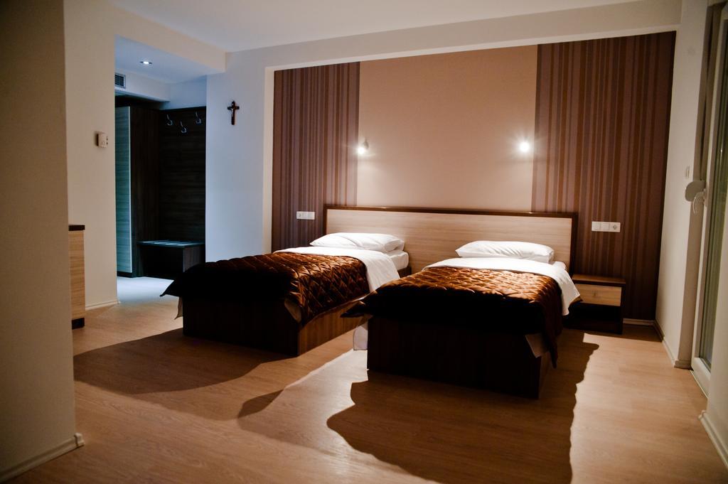 Hotel Lux Medugorje Ruang foto