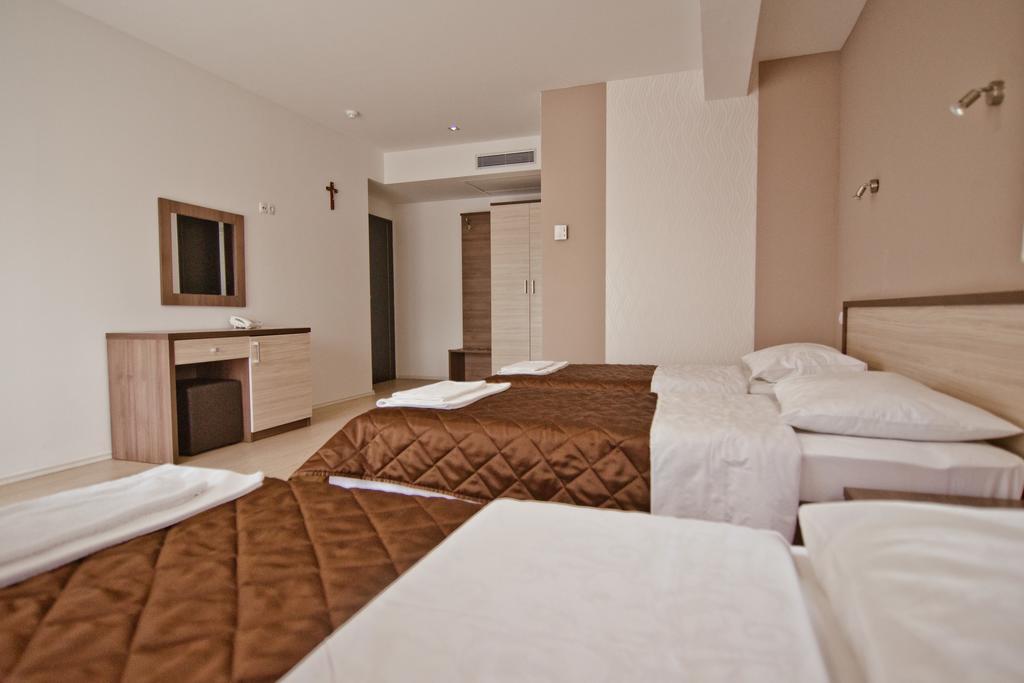 Hotel Lux Medugorje Ruang foto