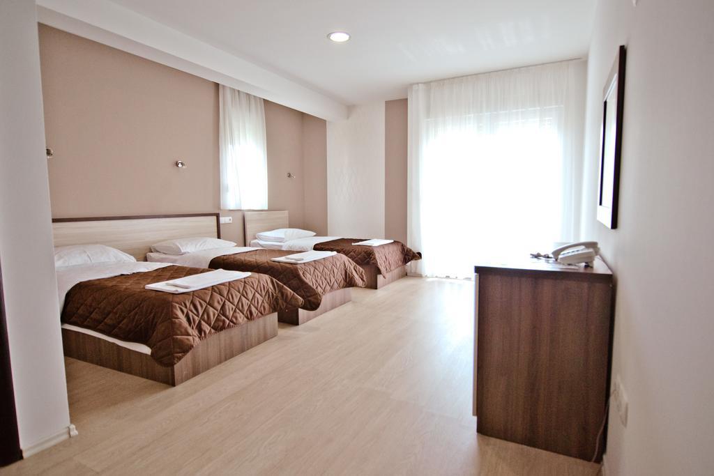 Hotel Lux Medugorje Ruang foto