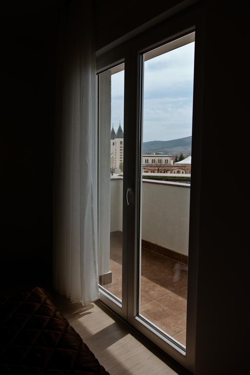 Hotel Lux Medugorje Ruang foto