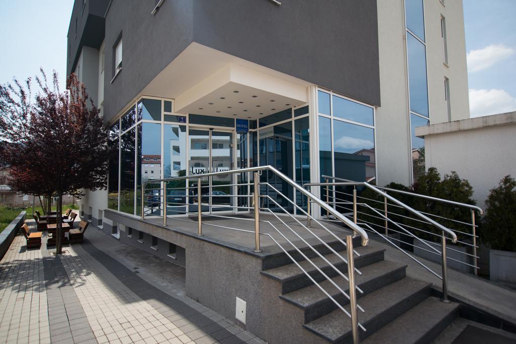 Hotel Lux Medugorje Bagian luar foto